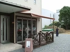 喫茶店のテラス